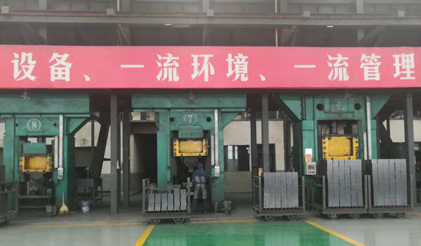 耐材生產(chǎn)線(xiàn)